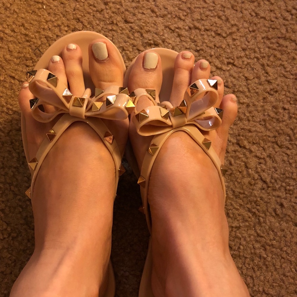 Jelly flip flops